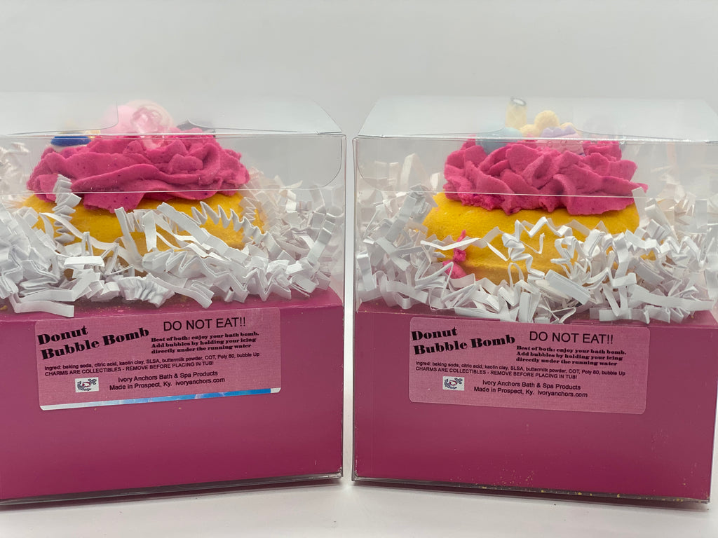Donut Bath Explosion w/ Charms - Ivory Anchors